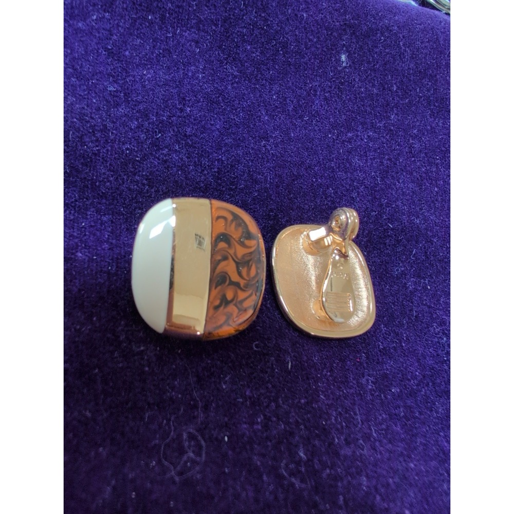 Vintage 1980's Monet Cream Gold Enamel & Swirl Square Earrings Modernist Couture